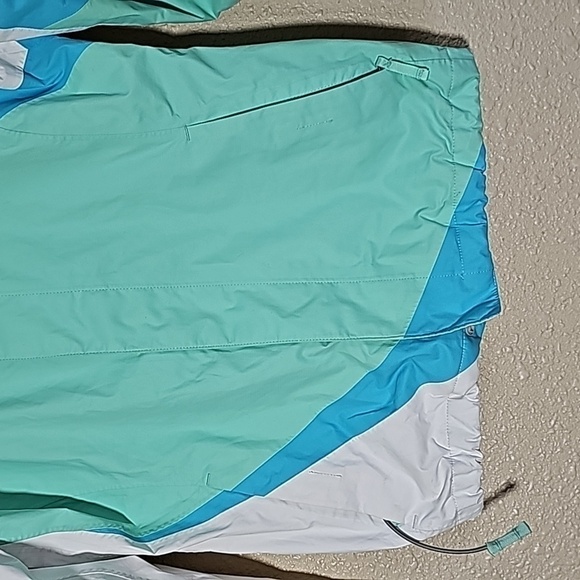 The North Face Jacket - Picture 4 of 12